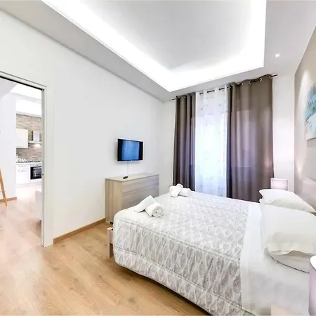 Ariston - Ciclabile In Centro A 산레모